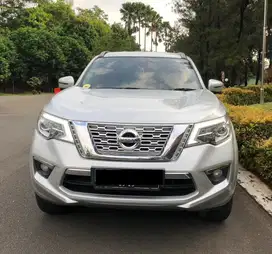 Nissan Terra 2019 AT