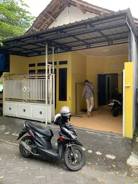 DISEWAKAN RUMAH PAGERWOJO SIDOARJO