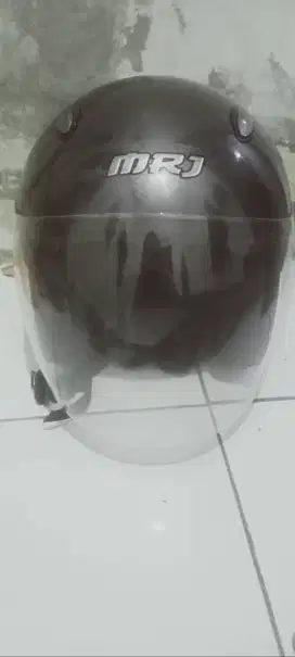 jual helm merk MRJ