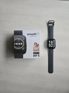 Smartwatch Amazfit Bip 5 bukan apple huawei garmin