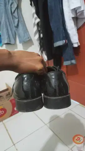 Dijual sepatu pdh