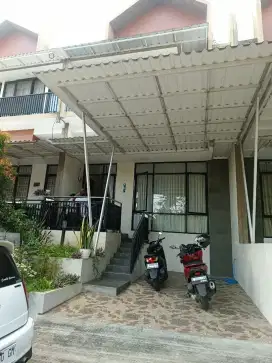 Over Kredit 150juta Rumah baru 2 Lantai the green hills kalimuya Depok