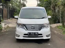 Nissan Serena HWS 2016 DP 12JT!!
