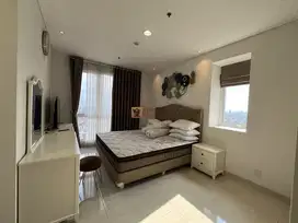 Fully Furnished, Disewakan Grand Madison 3BR+1 Area Tanjung Duren