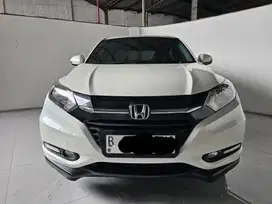 Honda HRV E At 2017 Putih Plat Ganjil Terawat