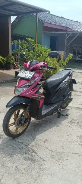 for sale Beat magenta 2019