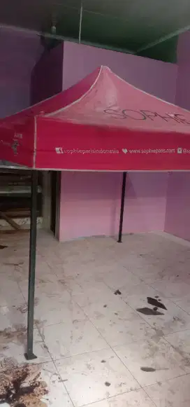Tenda lipat uk 2 x 2