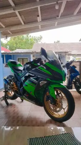 Dijual motor ninja 250 fi