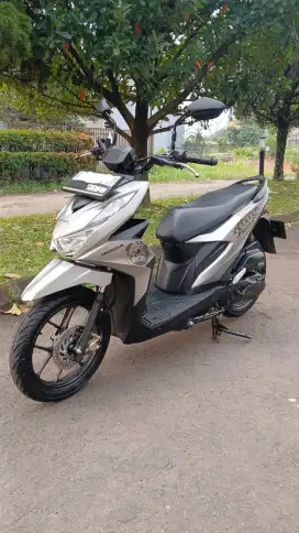 Fs : Honda Beat Street 2023 low km!!