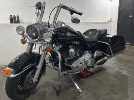 HD Roadking 2011 Hitam Mulus