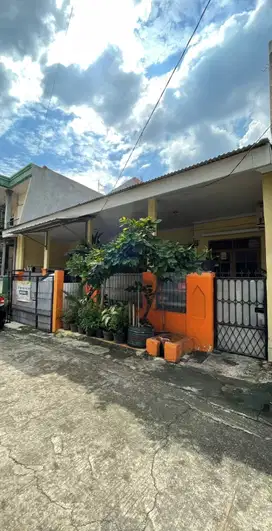 Jual rumah luas 120 m di kranggan permai cibubur