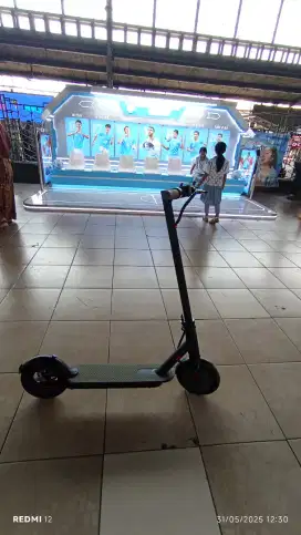 Skuter listrik / Electric Scooter second