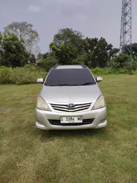 Innova G 2.0 M/T