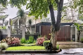 RUMAH MEWAH ASRI UDARA SEJUK BANDUNG UTARA KAWASAN CIUMBULEUIT