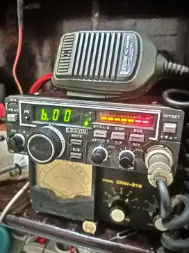 Radio rig ICOM IC 25 A bekas berkualitas