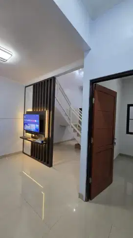 Rumah bebas banjir di Depok.
