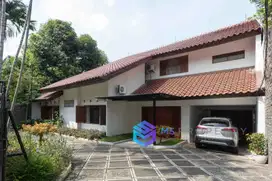 RUMAH SIAP HUNI 2 LANTAI DEKAT TAMAN LANGSAT