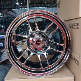 Enkei RPT ring 18x9 pcd 6x139,7 et 0 black Chrome. Fortuner pajero