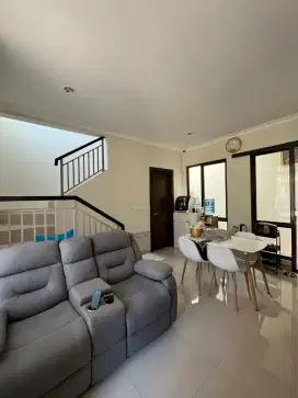 jual cepat termurah rumah di podomoro park padmagriya siap huni