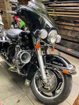 HARLEY DAVIDSON ELECTRA POLICE 2012