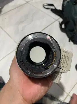 Lensa Tele Canon 70-200 F 2.8 IS