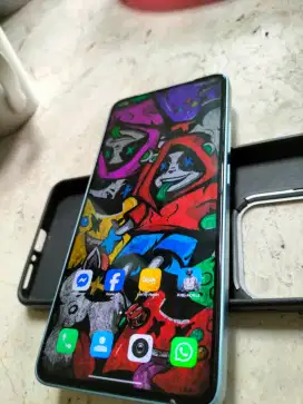 Redmi not 13 8+8/128