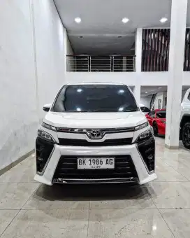 (TDP 26JT) VOXY 2.0 Automatic 2019 / 2020 toyota putih alphard 2013