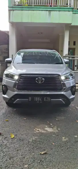 Dijual inova reborn V a/t bensin
