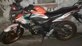 HONDA CB150R OLD