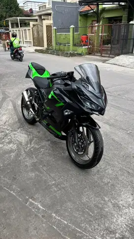 Ninja 250 FI 2019
