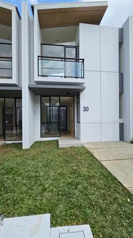 Disewakan rumah 2 lantai di lippo cikarang