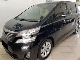 DIJUAL TOYOTA VELLFIRE (2011) - NEGO TIPIS