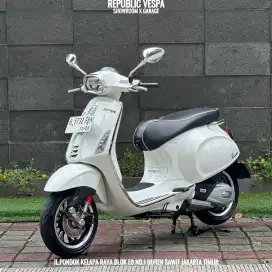 PIAGGIO VESPA SPRINT 150 IGET ABS LED TAHUN 2020 PERFECT CONDITION