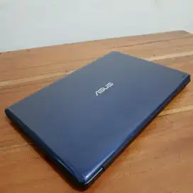 Laptop murah normal no minus Asus siap pakai ram 2gb ssd 128gb