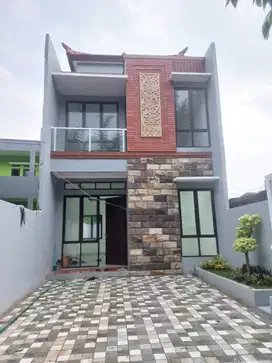PALING LARIS! RUMAH SIAP HUNI DEKAT STASIUN BISA KPR DP 0% ALL IN