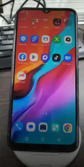 Infinix Hot 8 Ram 4/64