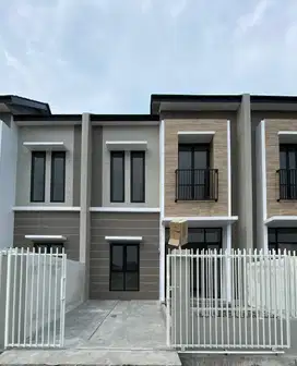 Rumah 2 Lantai Mepet Surabaya Timur