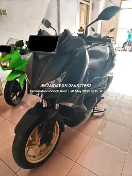 YAMAHA XMAX 2020 LOW KM FULL ORI MULUS, PLAT BPKB BARU MEI 2030 (NEGO)
