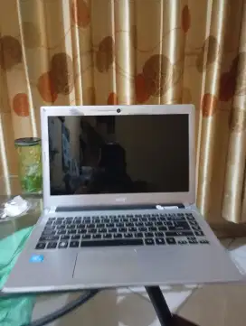 Laptop Slim Acer V5-431