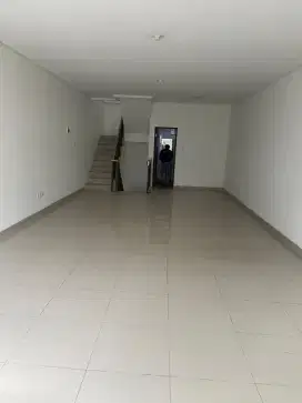 DISEWAKAN RUKO DI MAINROAD MEKAR WANGI BANDUNG