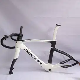 FRAME SEPEDA CARBON TYPE F FRAME CARBON DISC BRAKE TYPE F SERIES