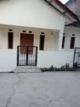 Disewakan Rumah Tinggal Tahunan/Bulanan