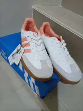 ADIDAS SAMBA SIZE 43 BERKELAS!!