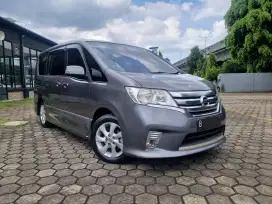 Nissan Serena 2.0 HWS At 2014