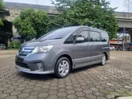 Nissan Serena 2.0 HWS At 2014