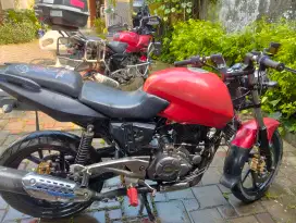 Dijual bajaj Pulsar 220