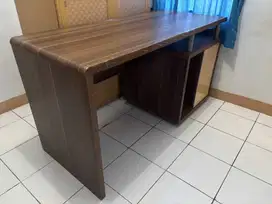 Meja Belajar Kayu Bekas kuat