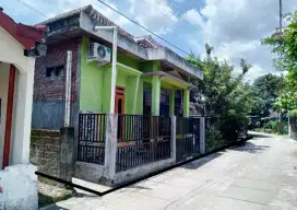 TANAH BONUS BANGUNAN 2 RUMAH DEKAT JANTI DALAM RENGROD