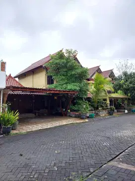 Rumah Mewah dan Adem di Perumahan Merapi View
