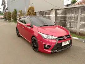 Yaris S trd Matic 2015 Merah super manis
